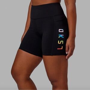 LSKD size small black mid length shorts